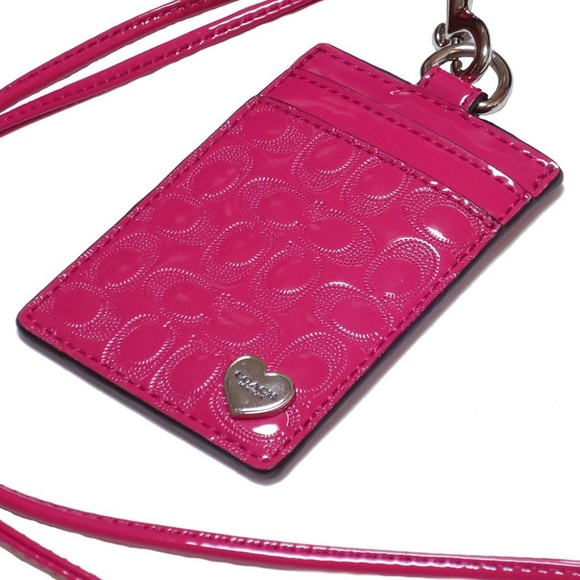 Coach Accessories - COACH ID LANYARD CARD HOLDER GLOSS HEART CASE NWT
